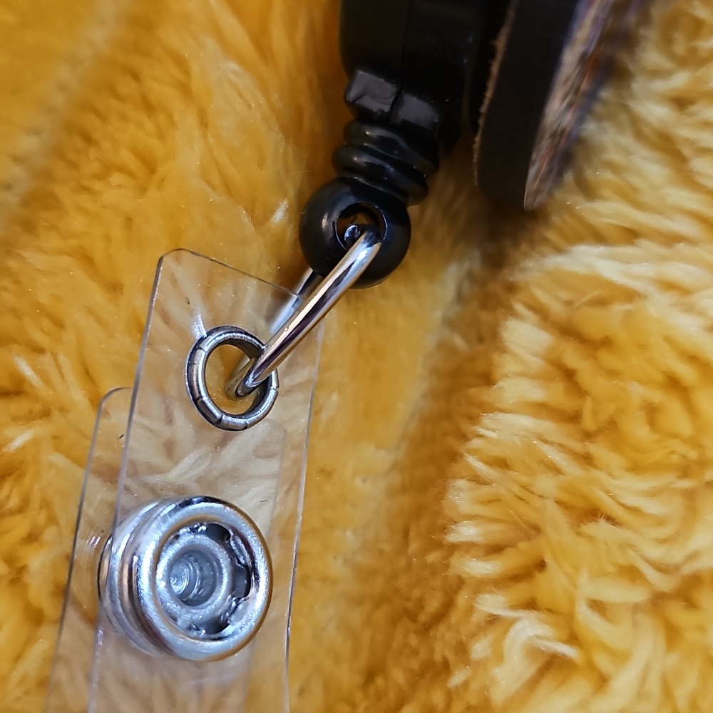 Badge Reel - Picture 13 of 14